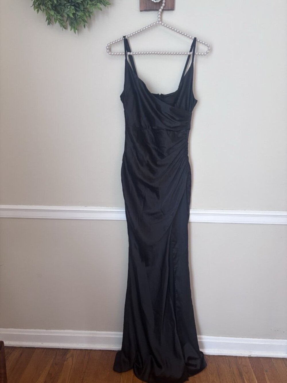 NWT Baltic Born Womens Size XS Monet Black Satin Gown Sleeveless Satiny